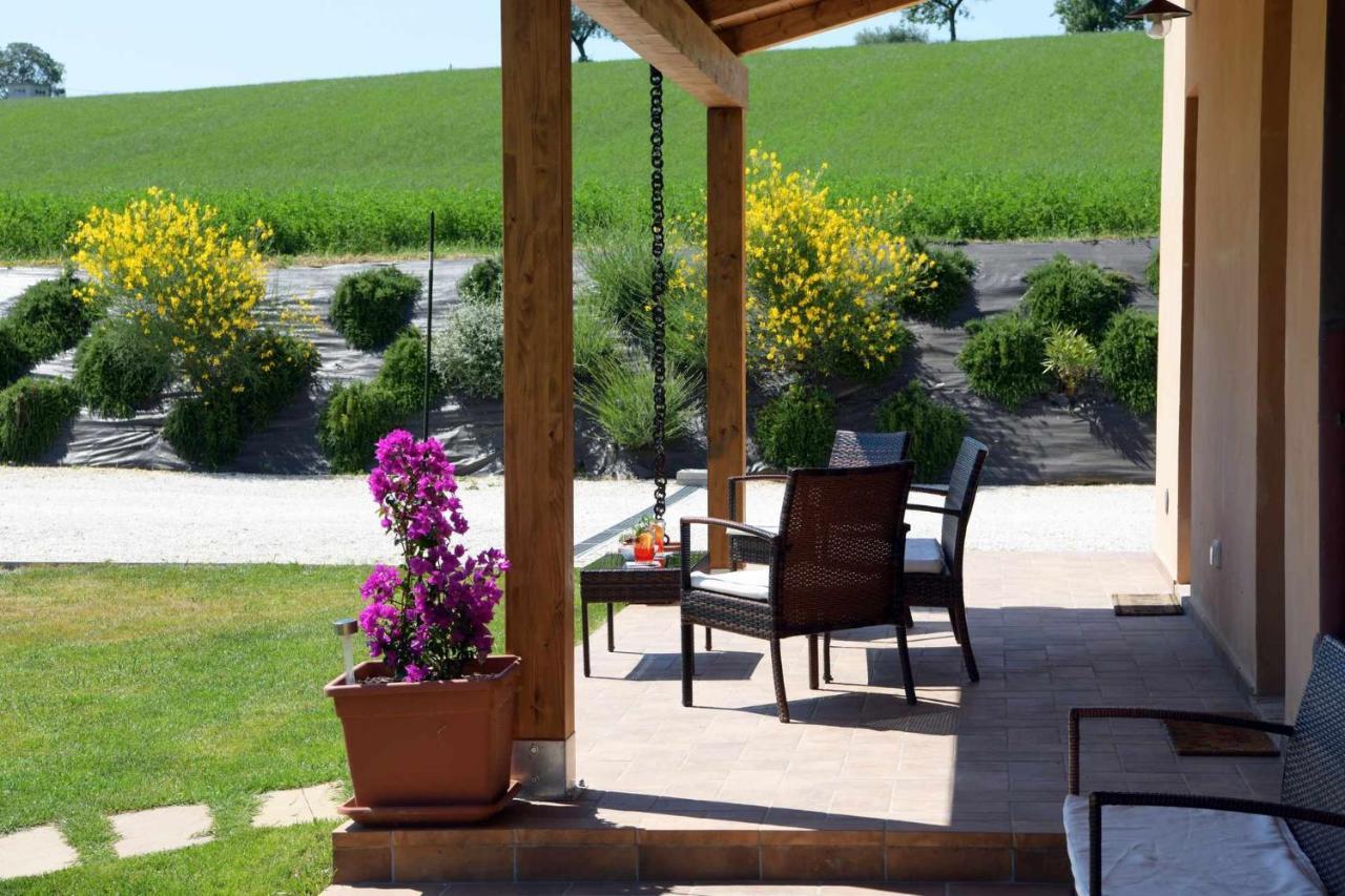 Casa Montefiore 13 Iris Lt Nella Tranquilla Campagna Marchigiana Анкона Экстерьер фото