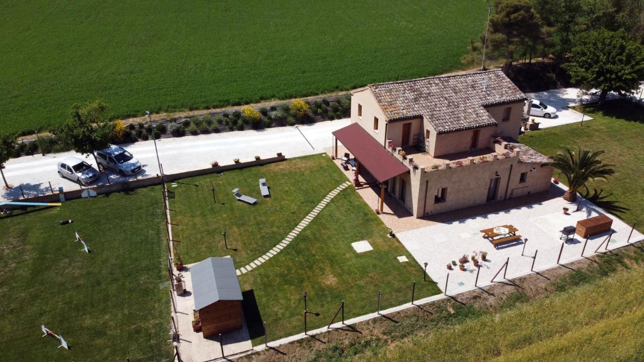 Casa Montefiore 13 Iris Lt Nella Tranquilla Campagna Marchigiana Анкона Экстерьер фото